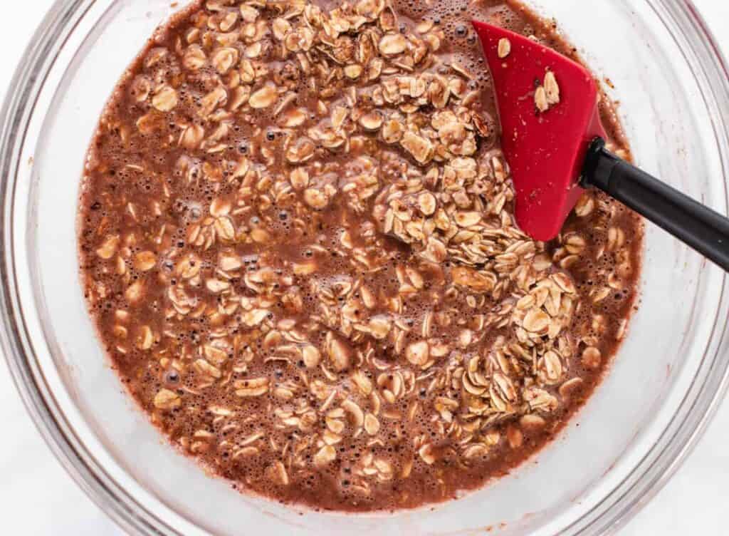 chocolate peanut butter overnight oats in a bowl