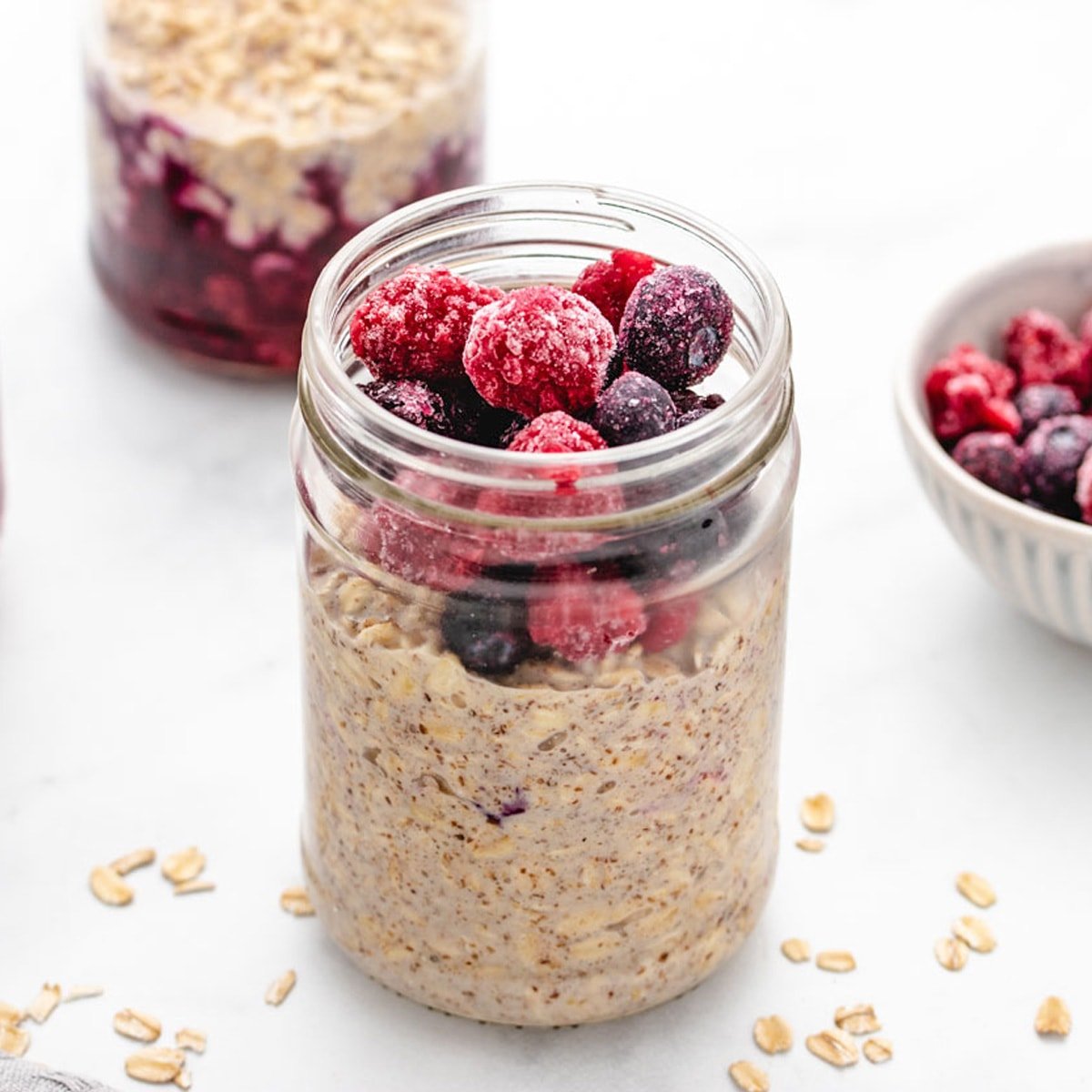 Easy Overnight Oats with Frozen Fruit - Three Little Chickpeas